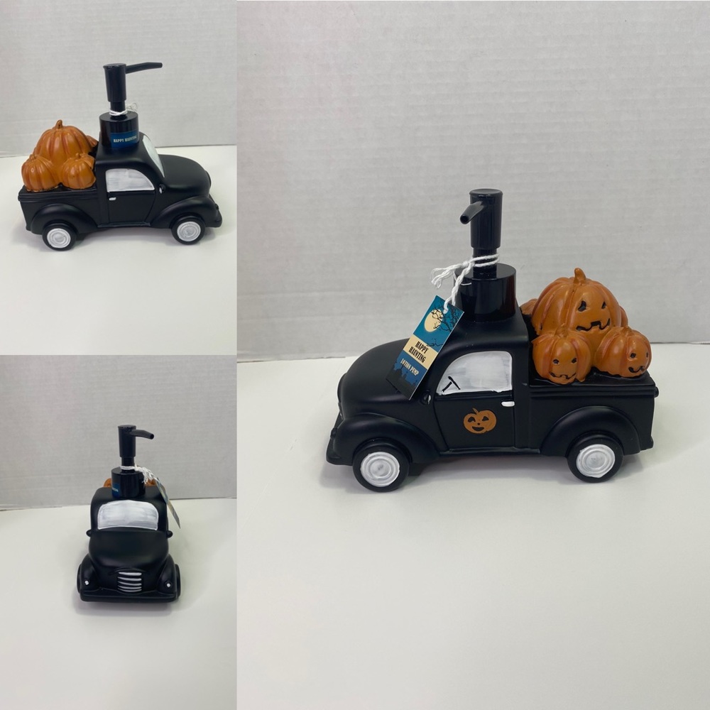 NWT Halloween Pumpkin Truck Soap Dispenser New